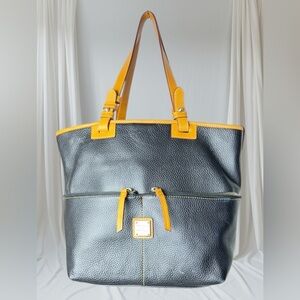Vintage Black Dooney & Bourke Pebble Leather Tote